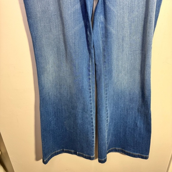 SPANXshape™ EveryWear Flare Jeans, Vintage Indigo Size 3x - Picture 7 of 12
